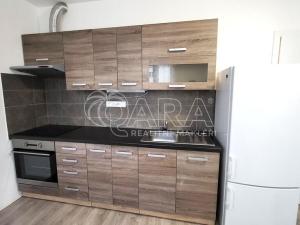 Pronájem bytu 2+kk, Milovice, Armádní, 42 m2