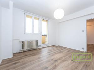 Pronájem bytu 3+1, Praha - Modřany, U zastávky, 60 m2