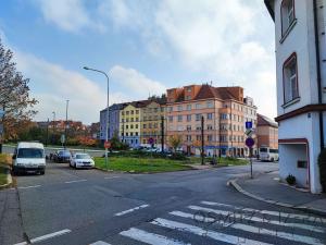 Pronájem komerčního pozemku, Praha - Libeň, 148 m2