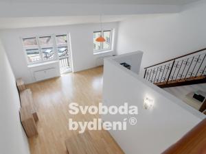 Prodej bytu 1+kk, Šestajovice, Komenského, 57 m2