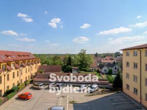 Prodej bytu 1+kk, Šestajovice, Komenského, 57 m2