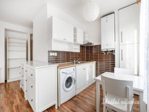 Pronájem bytu 1+kk, Praha - Hlubočepy, Nad Zlíchovem, 35 m2