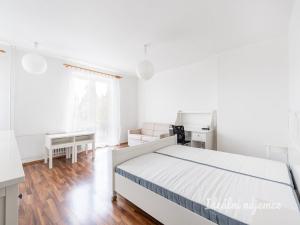 Pronájem bytu 1+kk, Praha - Hlubočepy, Nad Zlíchovem, 35 m2