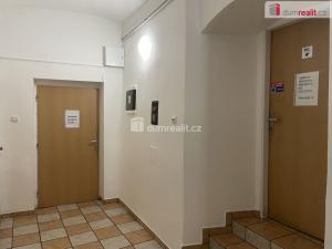 Pronájem obchodního prostoru, Vítkov, náměstí Jana Zajíce, 25 m2