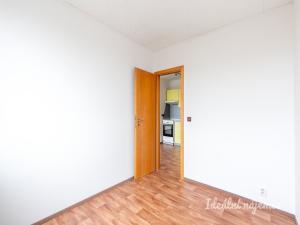 Pronájem bytu 2+kk, Praha - Podolí, Pujmanové, 39 m2