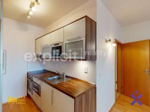 Pronájem bytu 2+kk, Praha - Smíchov, Na Neklance, 45 m2