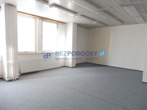 Pronájem kanceláře, Havlíčkův Brod, Havlíčkovo náměstí, 1200 m2