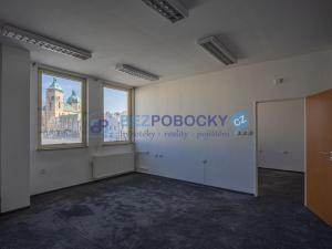 Pronájem kanceláře, Havlíčkův Brod, Havlíčkovo náměstí, 1200 m2