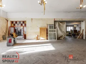 Prodej rodinného domu, Úsobí, 395 m2