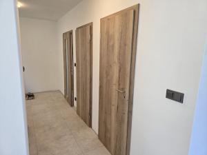 Pronájem rodinného domu, Kladno, 431 m2