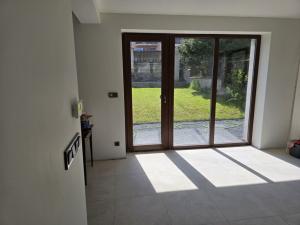 Pronájem rodinného domu, Kladno, 431 m2