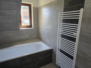 Pronájem rodinného domu, Kladno, 431 m2