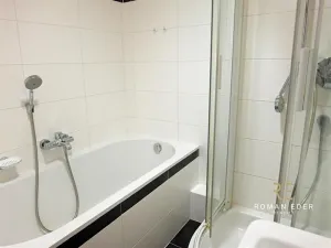 Pronájem bytu 2+kk, Praha - Veleslavín, Na okraji, 55 m2