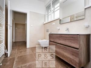 Pronájem bytu 5+1, Praha - Dejvice, Komornická, 171 m2