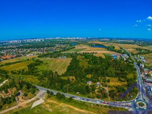 Prodej komerčního pozemku, Praha - Kunratice, Kunratická spojka, 9768 m2