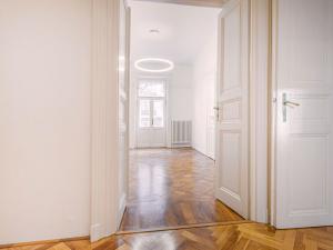 Pronájem bytu 4+kk, Praha - Vinohrady, Francouzská, 92 m2