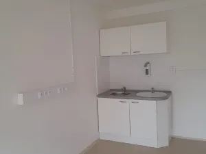 Pronájem ordinace, Praha - Braník, Roškotova, 42 m2