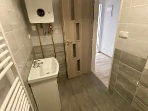 Pronájem bytu 2+kk, Žatec, náměstí 5. května, 40 m2