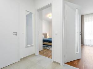 Prodej bytu 2+kk, Praha - Hlubočepy, Benešova, 53 m2