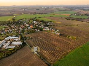 Prodej komerčního pozemku, Veliká Ves, 42276 m2