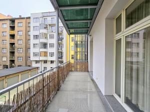 Pronájem bytu 2+kk, Praha - Vinohrady, Laubova, 89 m2