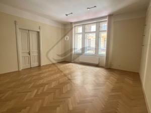 Pronájem kanceláře, Praha - Staré Město, U Prašné brány, 36 m2