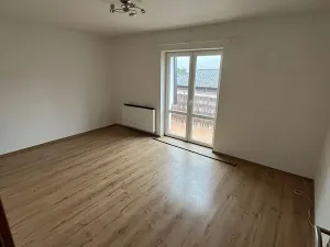 Prodej bytu 3+kk, Králův Dvůr, Na Lucberku, 122 m2