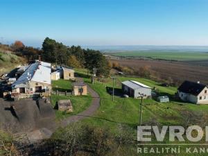 Prodej výrobních prostor, Libčeves, okres louny, 1700 m2