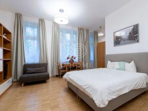 Prodej bytu 1+kk, Praha - Nové Město, Charvátova, 29 m2