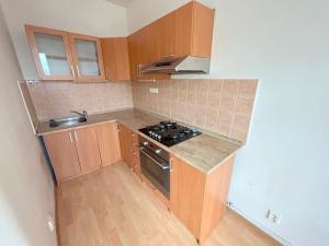 Pronájem bytu 2+kk, Praha - Nusle, Kloboučnická, 53 m2