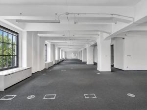 Pronájem kanceláře, Praha - Holešovice, Jankovcova, 381 m2