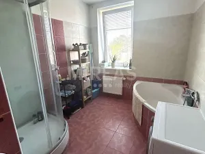 Pronájem bytu 2+kk, Milovice, Topolová, 65 m2