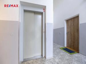 Pronájem bytu 4+kk, Praha - Modřany, Plovdivská, 82 m2