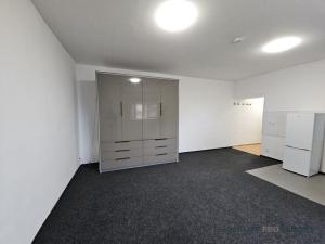 Pronájem bytu 1+kk, Hodonín, Smetanova, 37 m2