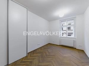 Pronájem bytu 3+kk, Praha - Smíchov, Lidická, 82 m2