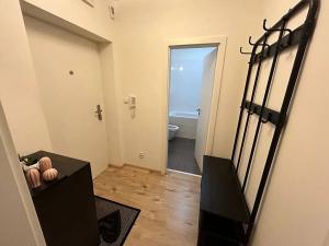 Pronájem bytu 1+kk, Praha - Krč, Budějovická, 30 m2