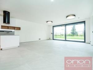 Pronájem bytu 6+kk a větší, Praha - Stodůlky, 400 m2