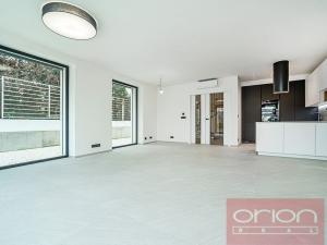 Pronájem bytu 6+kk a větší, Praha - Stodůlky, 400 m2