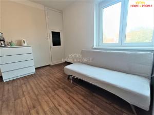 Prodej bytu 2+kk, Cheb, 17. listopadu, 34 m2