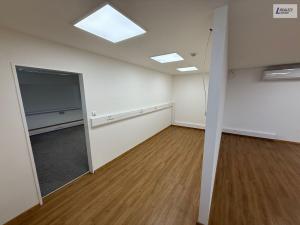 Pronájem obchodního prostoru, Praha - Háje, Hviezdoslavova, 661 m2