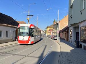 Pronájem skladu, Brno, Valchařská, 18 m2