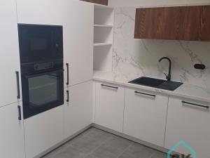 Pronájem bytu 3+1, Krnov - Pod Bezručovým vrchem, nám. Minoritů, 90 m2