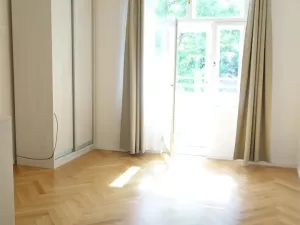 Pronájem bytu 1+kk, Praha - Vinohrady, Slavíkova, 30 m2