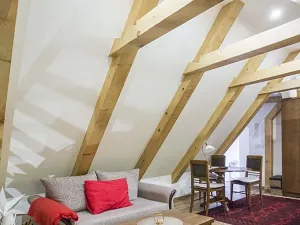 Pronájem bytu 1+kk, Praha - Malá Strana, Mostecká, 35 m2