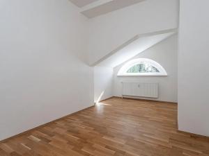 Pronájem bytu 5+kk, Praha - Smíchov, U Plátenice, 226 m2