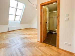 Prodej bytu 4+kk, Praha - Bubeneč, Ovenecká, 124 m2