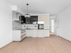 Prodej bytu 3+kk, České Budějovice - České Budějovice 2, Branišovská, 70 m2