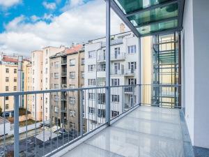 Pronájem bytu 2+kk, Praha - Vinohrady, Laubova, 89 m2