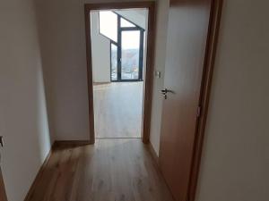 Prodej bytu 1+kk, Modřice, náměstí Míru, 31 m2