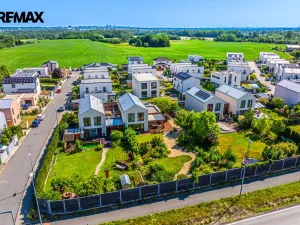 Prodej rodinného domu, Praha - Cholupice, Lhenická, 152 m2